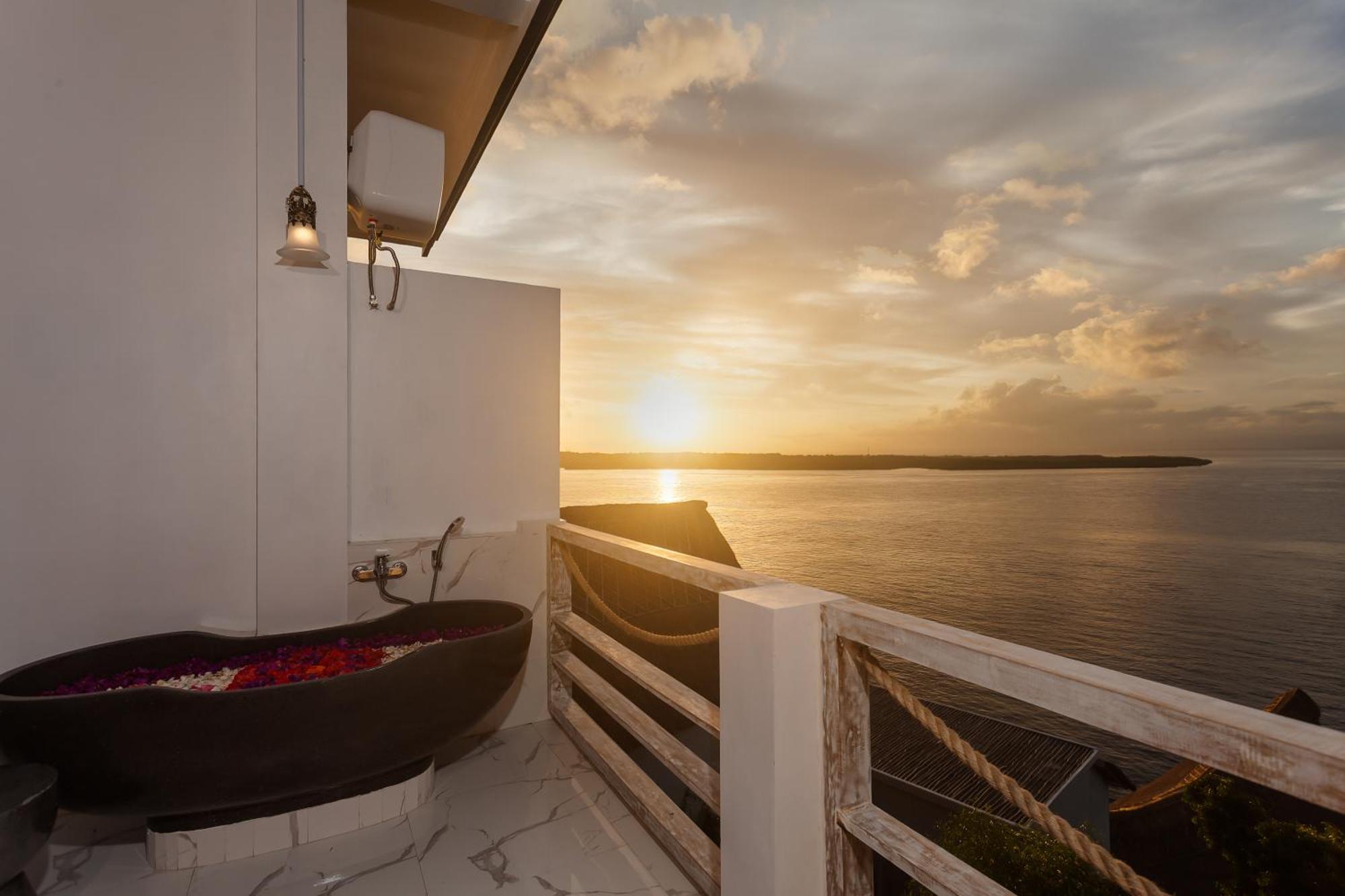Samuh Sunset Nusa Penida By Pramana Villas Toyapakeh Exterior foto